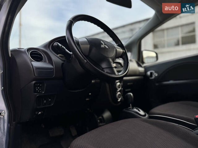 Сірий Міцубісі І-Мієв, об'ємом двигуна 0 л та пробігом 60 тис. км за 5500 $, фото 17 на Automoto.ua