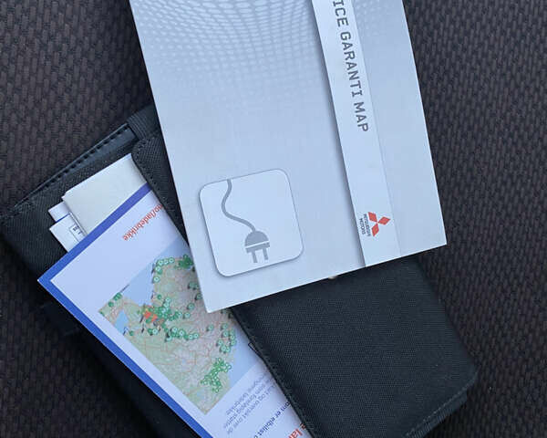 Сірий Міцубісі І-Мієв, об'ємом двигуна 0 л та пробігом 60 тис. км за 5500 $, фото 34 на Automoto.ua