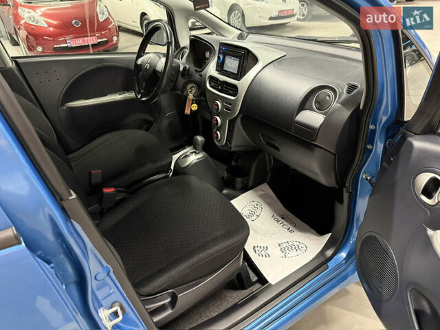 Синій Міцубісі І-Мієв, об'ємом двигуна 0 л та пробігом 115 тис. км за 3800 $, фото 9 на Automoto.ua