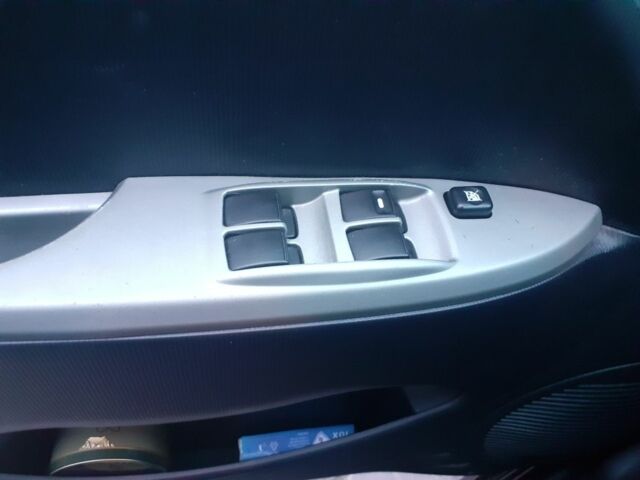 Красный Мицубиси И, объемом двигателя 0 л и пробегом 67 тыс. км за 6000 $, фото 8 на Automoto.ua