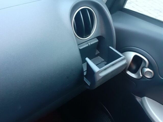 Красный Мицубиси И, объемом двигателя 0 л и пробегом 67 тыс. км за 6000 $, фото 9 на Automoto.ua