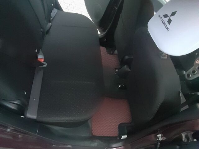 Красный Мицубиси И, объемом двигателя 0 л и пробегом 67 тыс. км за 6000 $, фото 4 на Automoto.ua