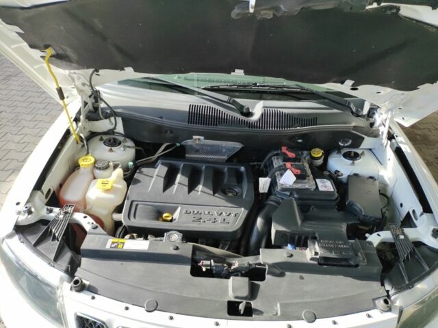 Білий Міцубісі Джип, об'ємом двигуна 2.4 л та пробігом 153 тис. км за 10200 $, фото 5 на Automoto.ua