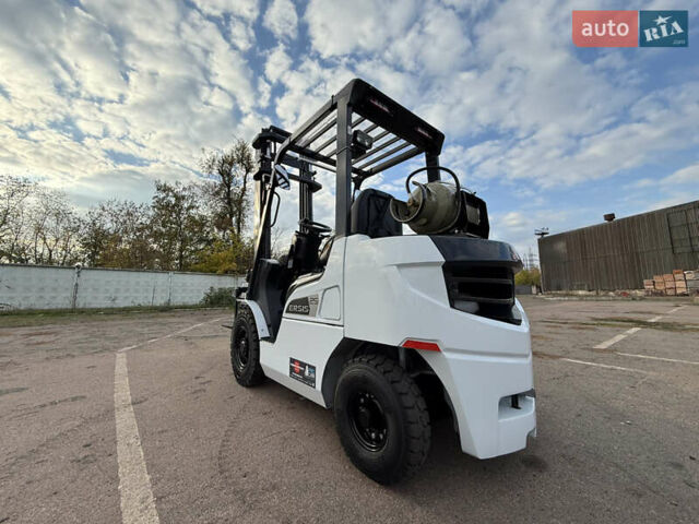 Мицубиси КФГ 2023 в Кривом Роге на Automoto.ua Белый Мицубиси КФГ, объемом двигателя 0 л и пробегом 1 тыс. км за 18000 $, фото 2 на Automoto.ua