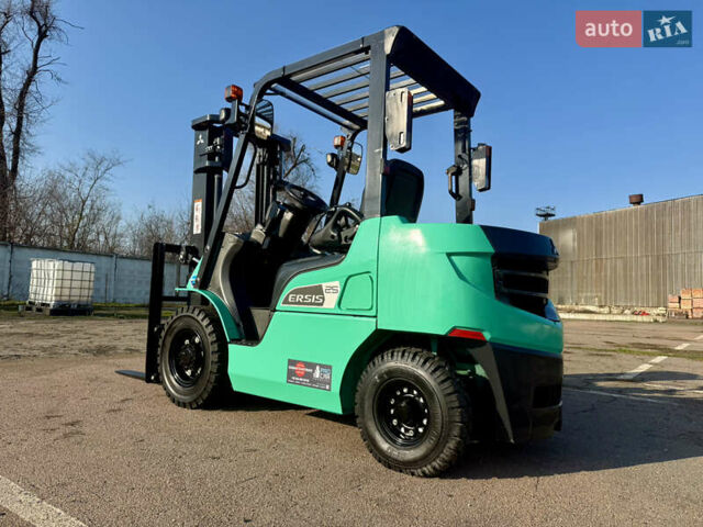 Зеленый Мицубиси КФГ, объемом двигателя 0 л и пробегом 1 тыс. км за 17500 $, фото 3 на Automoto.ua