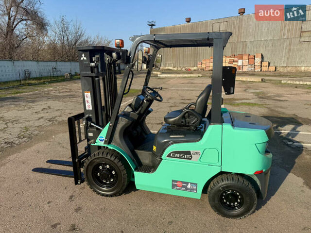 Зеленый Мицубиси КФГ, объемом двигателя 0 л и пробегом 1 тыс. км за 17500 $, фото 1 на Automoto.ua