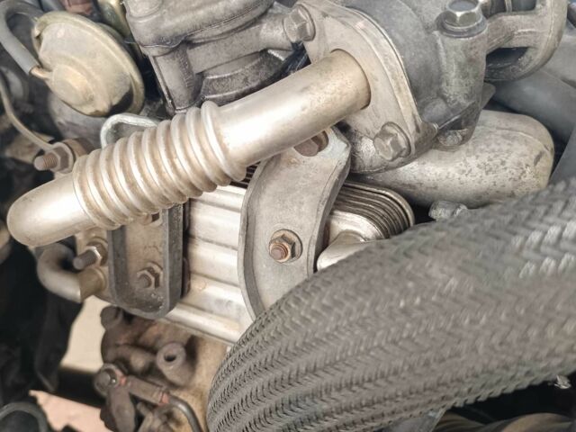 Белый Мицубиси Л 200, объемом двигателя 2.5 л и пробегом 275 тыс. км за 4700 $, фото 4 на Automoto.ua