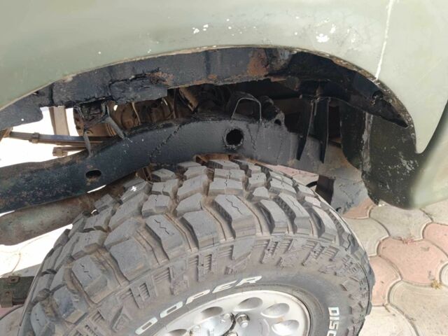 Белый Мицубиси Л 200, объемом двигателя 2.5 л и пробегом 275 тыс. км за 4700 $, фото 13 на Automoto.ua