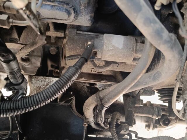 Белый Мицубиси Л 200, объемом двигателя 2.5 л и пробегом 275 тыс. км за 4700 $, фото 3 на Automoto.ua