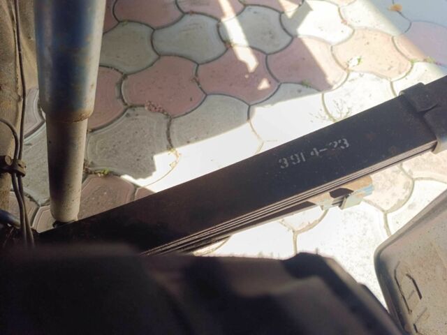 Белый Мицубиси Л 200, объемом двигателя 2.5 л и пробегом 275 тыс. км за 4700 $, фото 12 на Automoto.ua