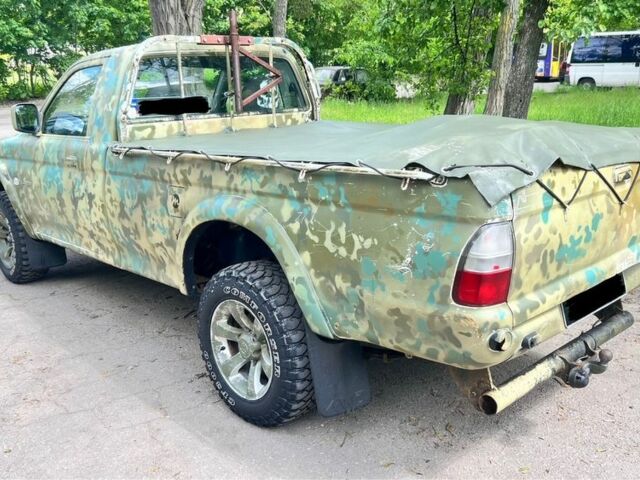 Білий Міцубісі Л 200, об'ємом двигуна 2.5 л та пробігом 3 тис. км за 4700 $, фото 4 на Automoto.ua