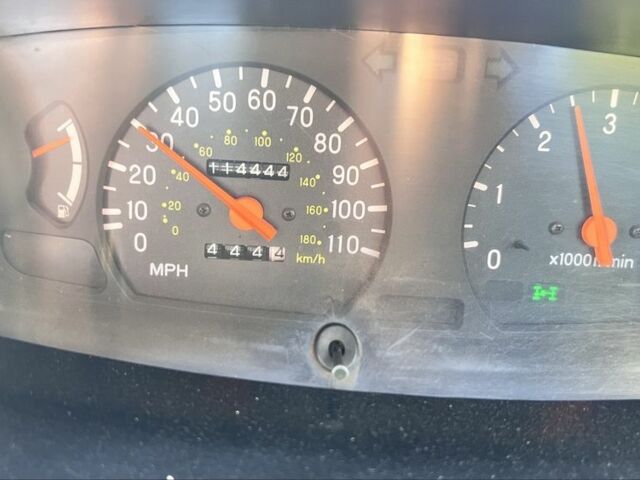 Білий Міцубісі Л 200, об'ємом двигуна 2.5 л та пробігом 3 тис. км за 4700 $, фото 8 на Automoto.ua