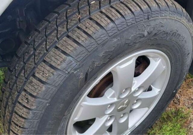 Білий Міцубісі Л 200, об'ємом двигуна 2.5 л та пробігом 115 тис. км за 6380 $, фото 6 на Automoto.ua