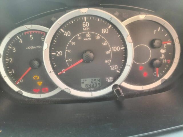 Белый Мицубиси Л 200, объемом двигателя 2.5 л и пробегом 134 тыс. км за 7200 $, фото 5 на Automoto.ua