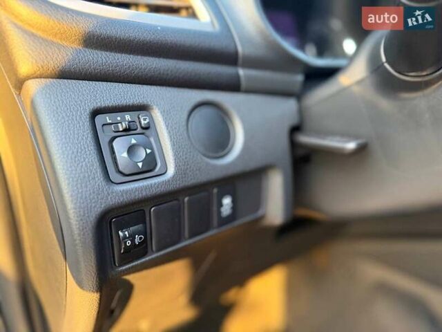 Белый Мицубиси Л 200, объемом двигателя 2.44 л и пробегом 60 тыс. км за 28500 $, фото 32 на Automoto.ua