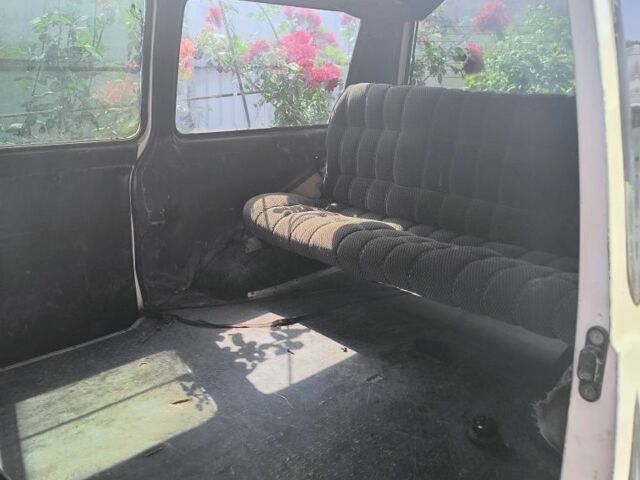 Білий Міцубісі Л 200, об'ємом двигуна 2 л та пробігом 500 тис. км за 1205 $, фото 4 на Automoto.ua