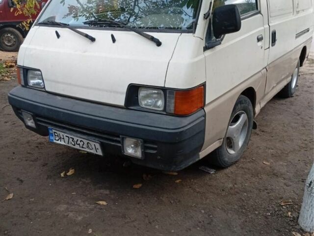 Міцубісі Л 200 1988 у Одесі на Automoto.ua Бежевий Міцубісі Л 200, об'ємом двигуна 2.5 л та пробігом 340 тис. км за 900 $, фото 1 на Automoto.ua