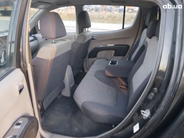 Чорний Міцубісі Л 200, об'ємом двигуна 2.5 л та пробігом 220 тис. км за 129000 $, фото 8 на Automoto.ua