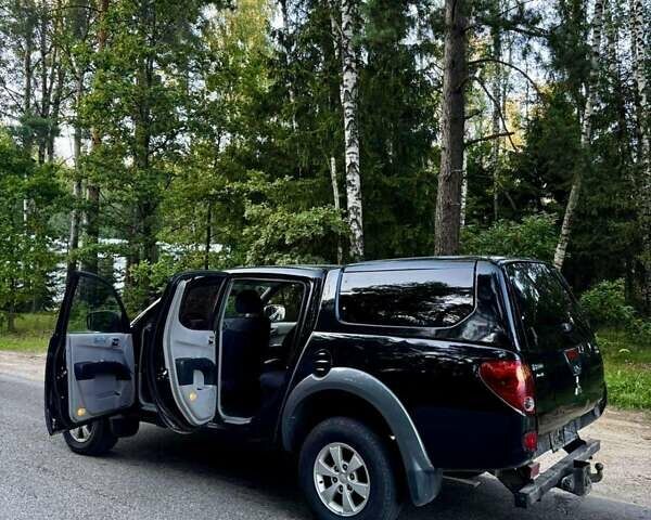 Чорний Міцубісі Л 200, об'ємом двигуна 2.5 л та пробігом 280 тис. км за 3200 $, фото 8 на Automoto.ua