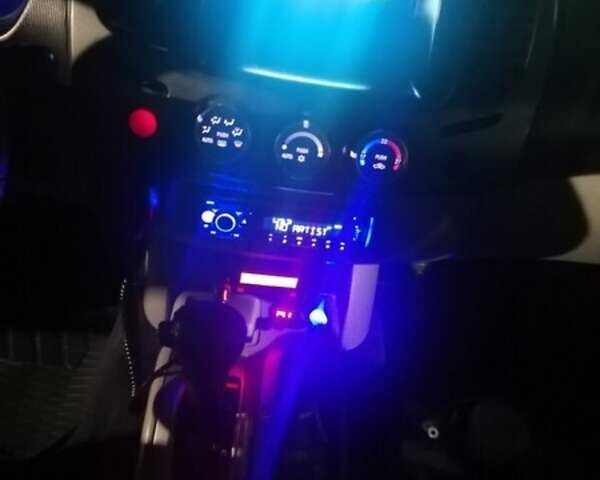 Черный Мицубиси Л 200, объемом двигателя 2.5 л и пробегом 285 тыс. км за 3000 $, фото 17 на Automoto.ua