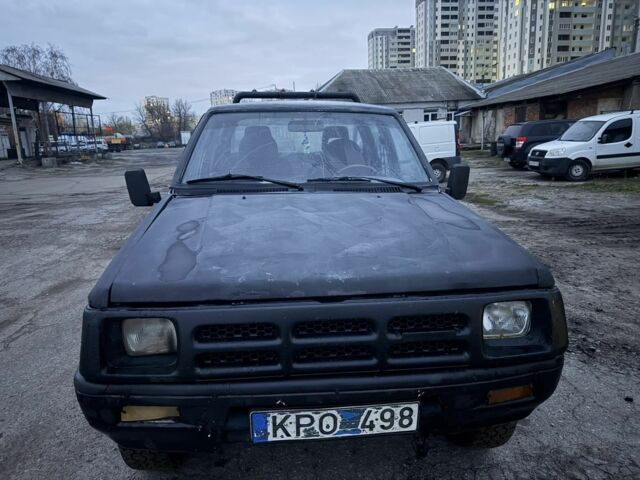 Черный Мицубиси Л 200, объемом двигателя 2.5 л и пробегом 310 тыс. км за 2700 $, фото 2 на Automoto.ua