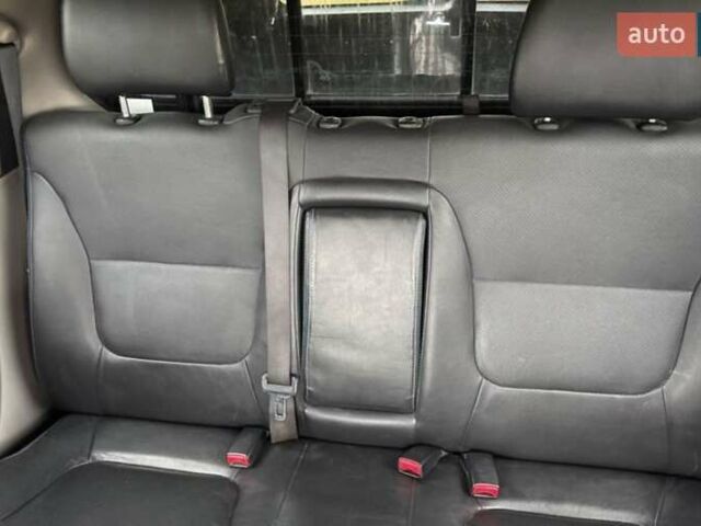 Черный Мицубиси Л 200, объемом двигателя 2.5 л и пробегом 236 тыс. км за 3700 $, фото 11 на Automoto.ua