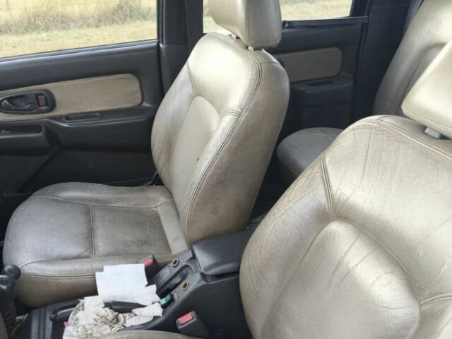 Чорний Міцубісі Л 200, об'ємом двигуна 0 л та пробігом 310 тис. км за 1802 $, фото 4 на Automoto.ua