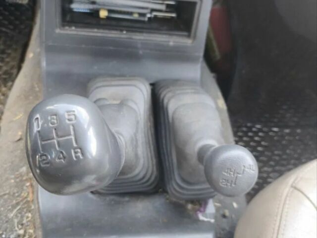 Чорний Міцубісі Л 200, об'ємом двигуна 0 л та пробігом 310 тис. км за 1802 $, фото 5 на Automoto.ua