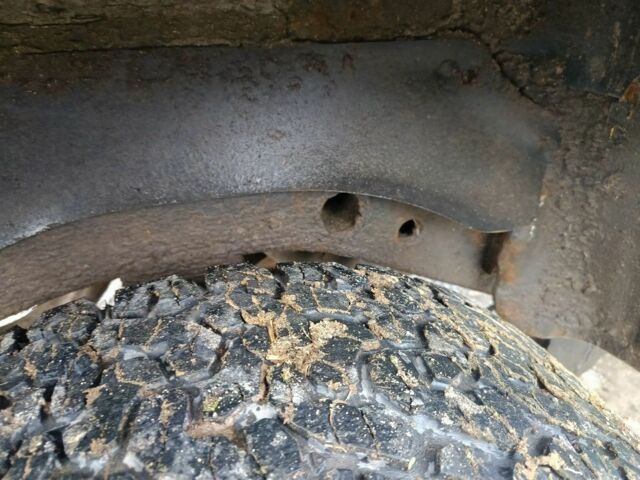 Черный Мицубиси Л 200, объемом двигателя 2.5 л и пробегом 120 тыс. км за 5500 $, фото 3 на Automoto.ua