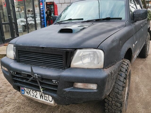 Чорний Міцубісі Л 200, об'ємом двигуна 0 л та пробігом 217 тис. км за 4300 $, фото 7 на Automoto.ua