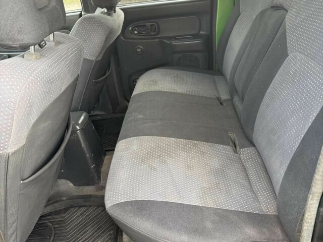 Мицубиси Л 200 2003 в Харькове на Automoto.ua Черный Мицубиси Л 200, объемом двигателя 3.2 л и пробегом 280 тыс. км за 3000 $, фото 7 на Automoto.ua