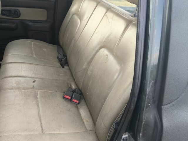 Черный Мицубиси Л 200, объемом двигателя 0 л и пробегом 150 тыс. км за 4667 $, фото 21 на Automoto.ua