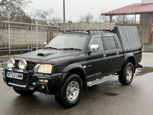 Чорний Міцубісі Л 200, об'ємом двигуна 0 л та пробігом 200 тис. км за 4600 $, фото 3 на Automoto.ua