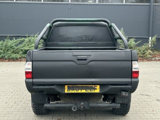 Чорний Міцубісі Л 200, об'ємом двигуна 2.5 л та пробігом 150 тис. км за 4250 $, фото 3 на Automoto.ua