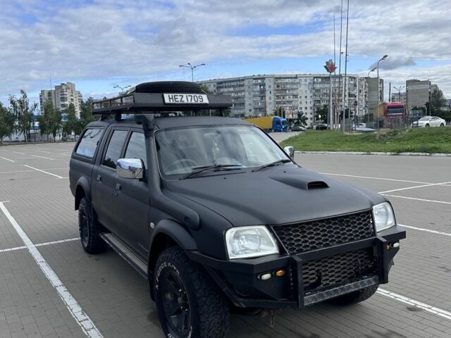 Чорний Міцубісі Л 200, об'ємом двигуна 2.5 л та пробігом 170 тис. км за 6100 $, фото 3 на Automoto.ua