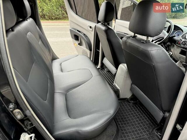 Черный Мицубиси Л 200, объемом двигателя 2.48 л и пробегом 232 тыс. км за 13900 $, фото 46 на Automoto.ua