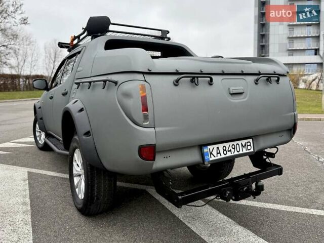 Черный Мицубиси Л 200, объемом двигателя 2.48 л и пробегом 232 тыс. км за 13900 $, фото 30 на Automoto.ua