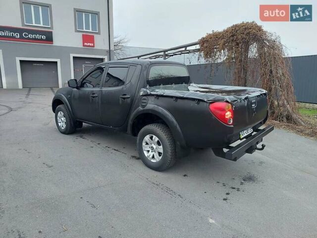 Чорний Міцубісі Л 200, об'ємом двигуна 2.48 л та пробігом 290 тис. км за 9900 $, фото 26 на Automoto.ua