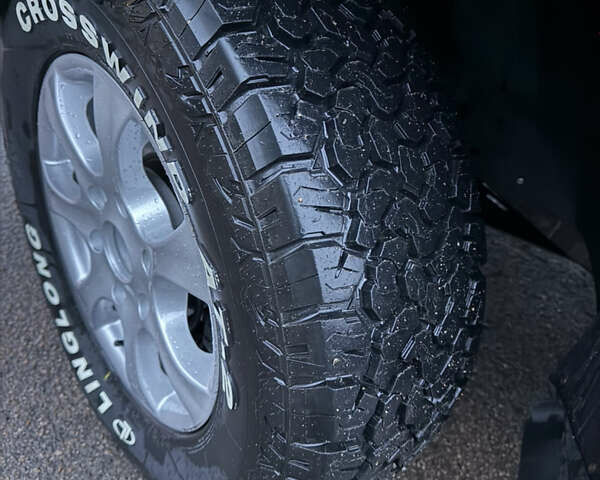 Черный Мицубиси Л 200, объемом двигателя 2.5 л и пробегом 199 тыс. км за 11800 $, фото 14 на Automoto.ua