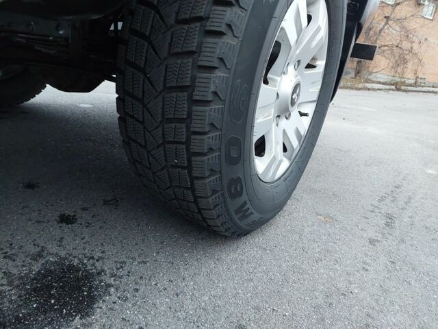 Черный Мицубиси Л 200, объемом двигателя 0 л и пробегом 300 тыс. км за 8000 $, фото 18 на Automoto.ua