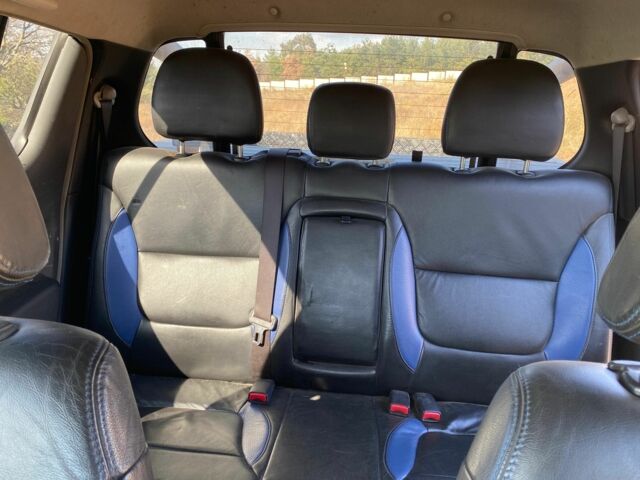 Черный Мицубиси Л 200, объемом двигателя 0 л и пробегом 177 тыс. км за 5500 $, фото 5 на Automoto.ua