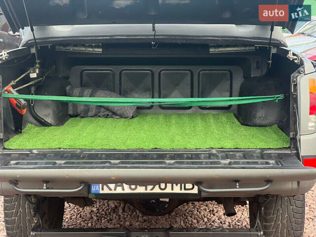 Чорний Міцубісі Л 200, об'ємом двигуна 2.48 л та пробігом 232 тис. км за 14000 $, фото 20 на Automoto.ua