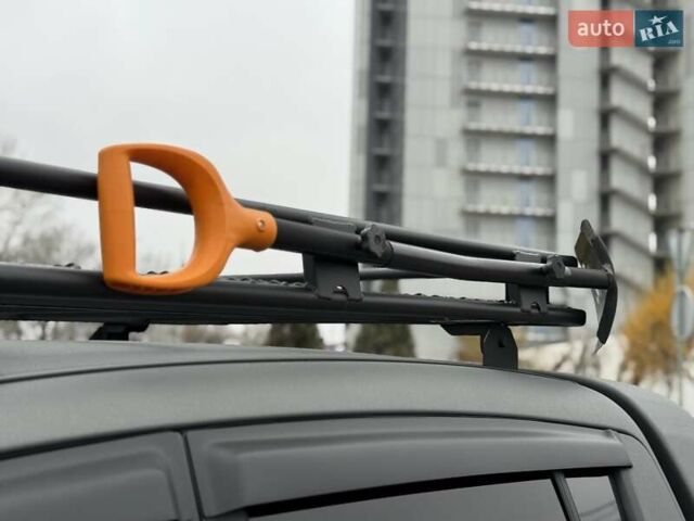 Черный Мицубиси Л 200, объемом двигателя 2.48 л и пробегом 232 тыс. км за 13900 $, фото 36 на Automoto.ua