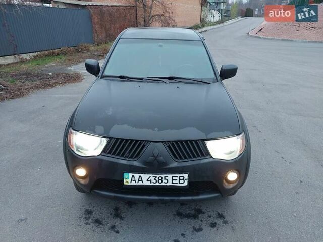 Чорний Міцубісі Л 200, об'ємом двигуна 2.48 л та пробігом 290 тис. км за 9900 $, фото 30 на Automoto.ua