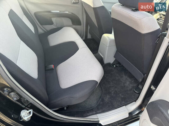 Мицубиси Л 200 2007 в Киеве на Automoto.ua Черный Мицубиси Л 200, объемом двигателя 2.48 л и пробегом 283 тыс. км за 10999 $, фото 14 на Automoto.ua