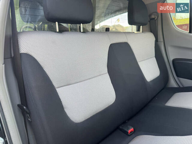 Мицубиси Л 200 2007 в Киеве на Automoto.ua Черный Мицубиси Л 200, объемом двигателя 2.48 л и пробегом 283 тыс. км за 10999 $, фото 16 на Automoto.ua