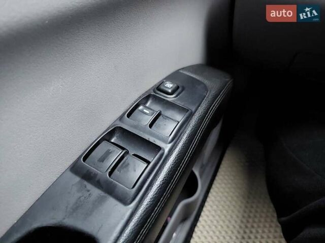 Чорний Міцубісі Л 200, об'ємом двигуна 2.48 л та пробігом 290 тис. км за 9900 $, фото 16 на Automoto.ua