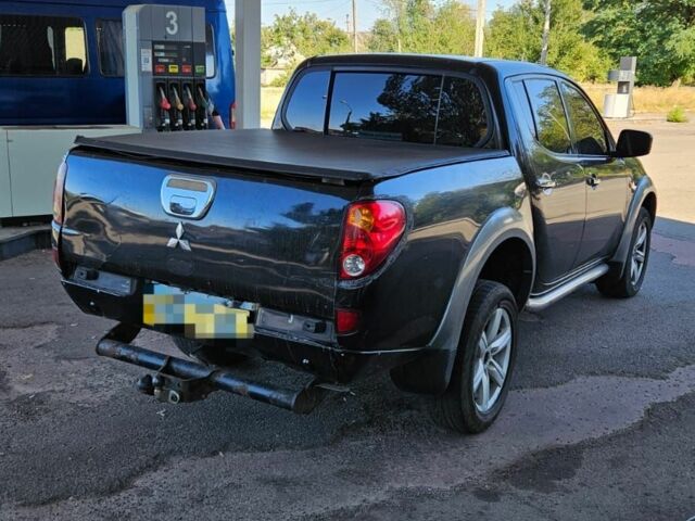 Чорний Міцубісі Л 200, об'ємом двигуна 2.5 л та пробігом 230 тис. км за 5850 $, фото 5 на Automoto.ua