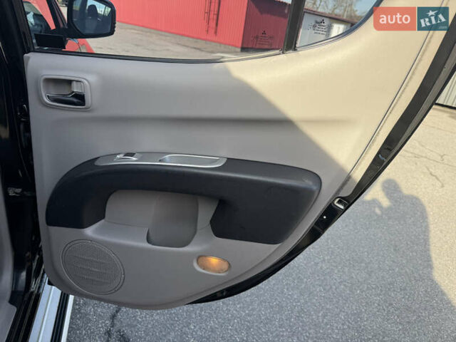 Мицубиси Л 200 2007 в Киеве на Automoto.ua Черный Мицубиси Л 200, объемом двигателя 2.48 л и пробегом 283 тыс. км за 10999 $, фото 18 на Automoto.ua