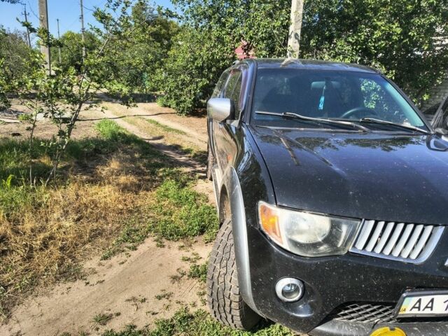 Чорний Міцубісі Л 200, об'ємом двигуна 0 л та пробігом 224 тис. км за 8999 $, фото 1 на Automoto.ua